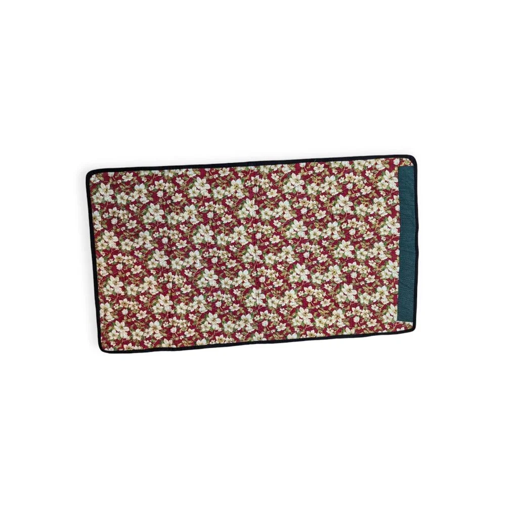 Handmade Timeless Treasures Nature's Holiday Quilted Wall Hanging 41.5